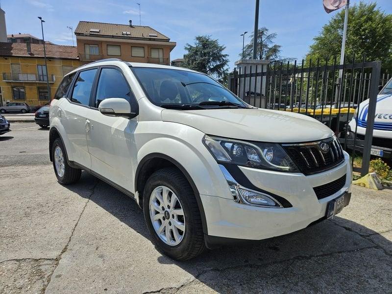 Mahindra XUV500 W6 FWD (4x2) 7POSTI