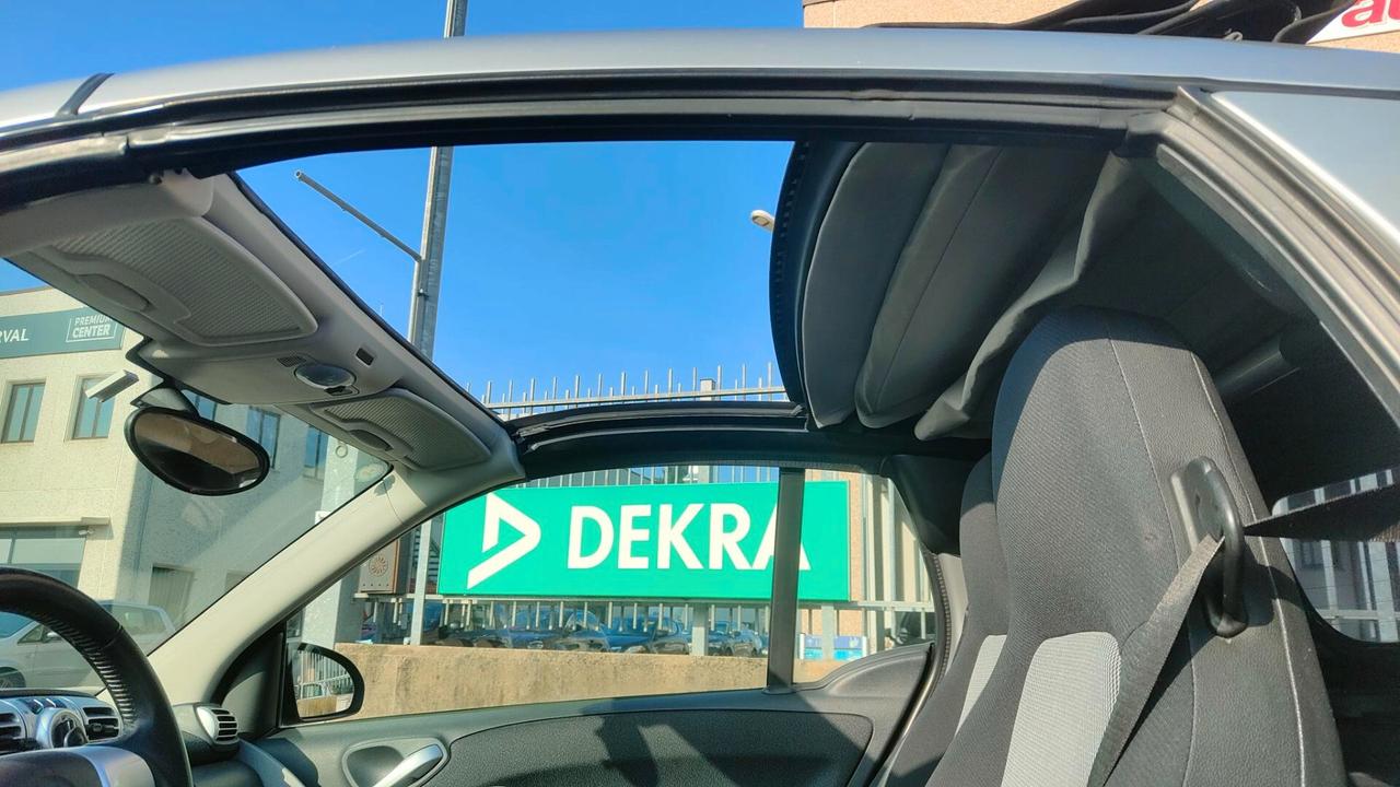 Smart ForTwo 1000 62 kW cabrio pulse