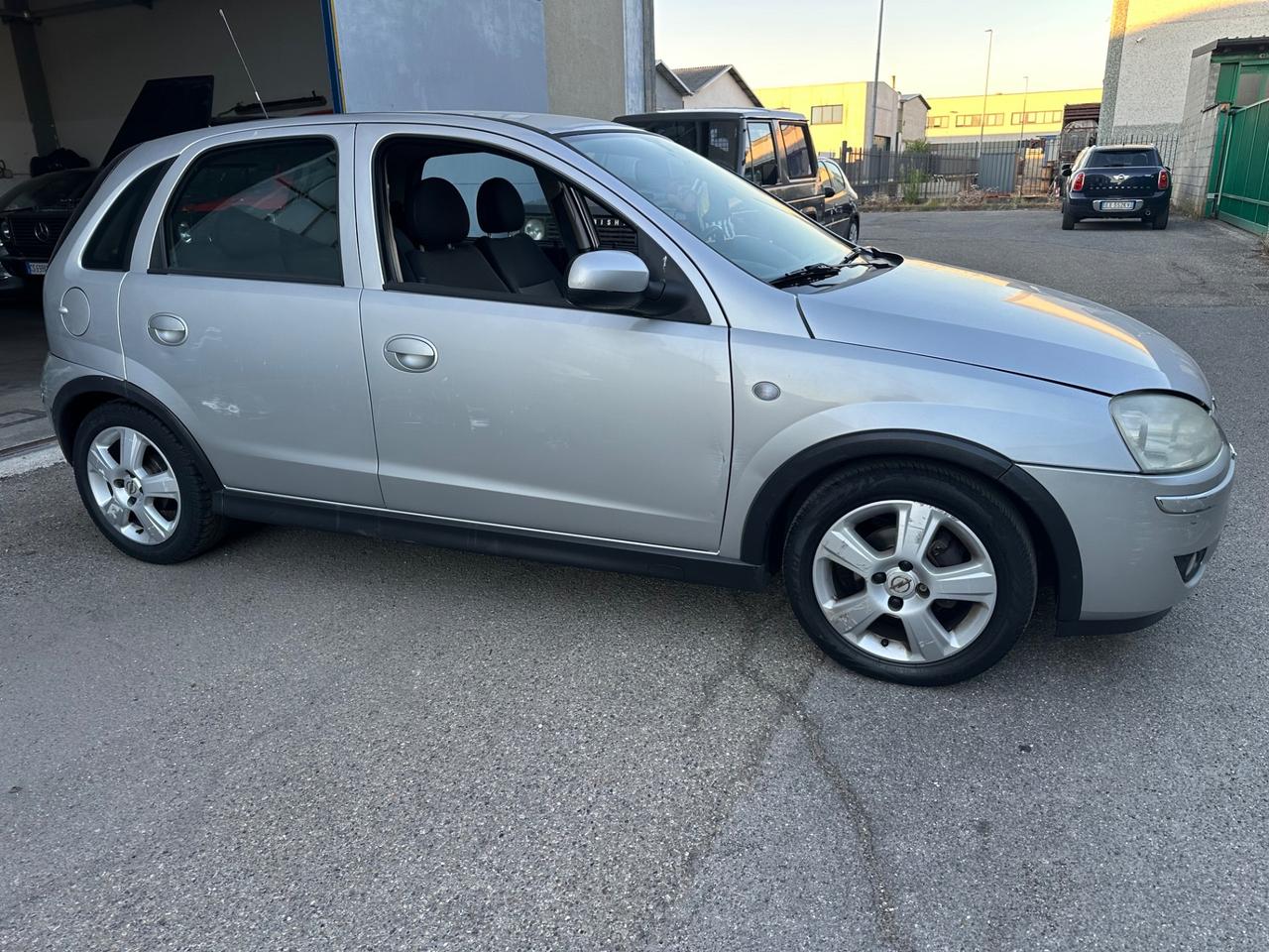 OPEL CORSA 1,2 BENZINA 60 MILA KM