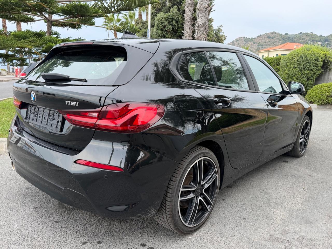 Bmw 118 118i 5p. Advantage