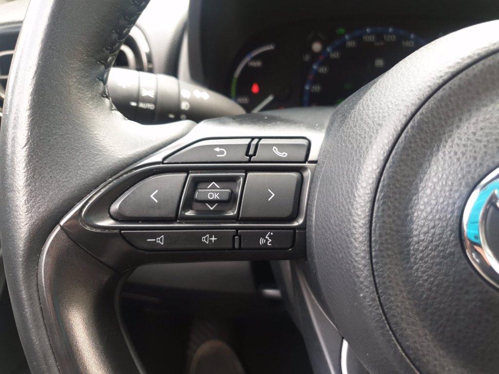 TOYOTA Yaris cross 1.5h trend fwd 116cv e-cvt del 2021