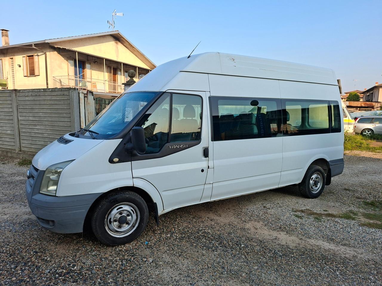 Ford Transit Tourneo tetto alto *9 POSTI*