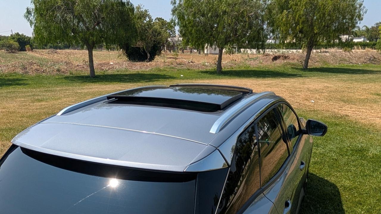 Peugeot 3008 BlueHDi 130 EAT8 TETTO APRIBILE