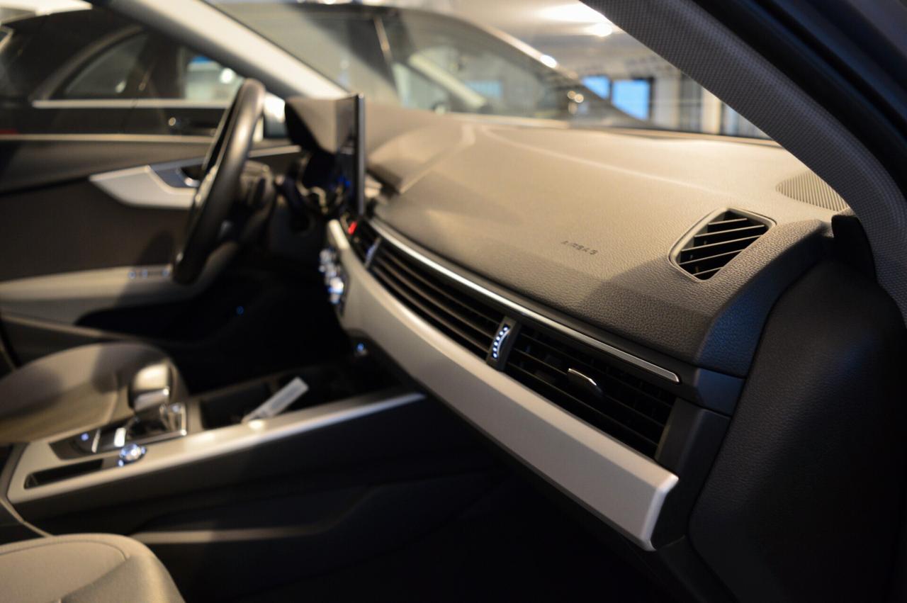 Audi A4 Avant 35 TDI 163Cv S tronic Business