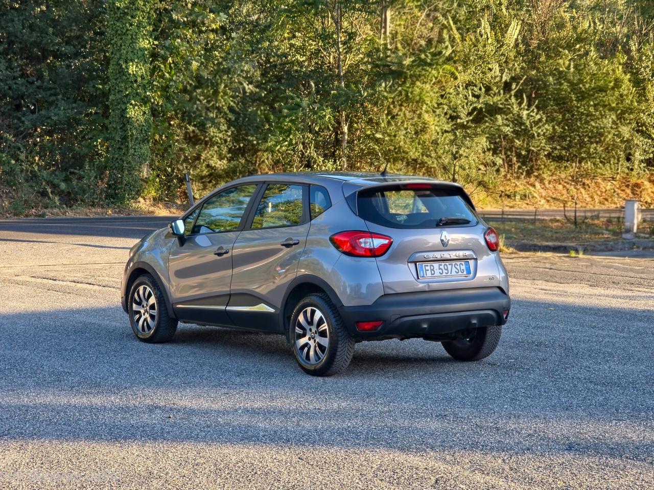 Renault Captur dCi 8V 90 CV Start&Stop Energy Iconic E6B Manuale NEO 2015