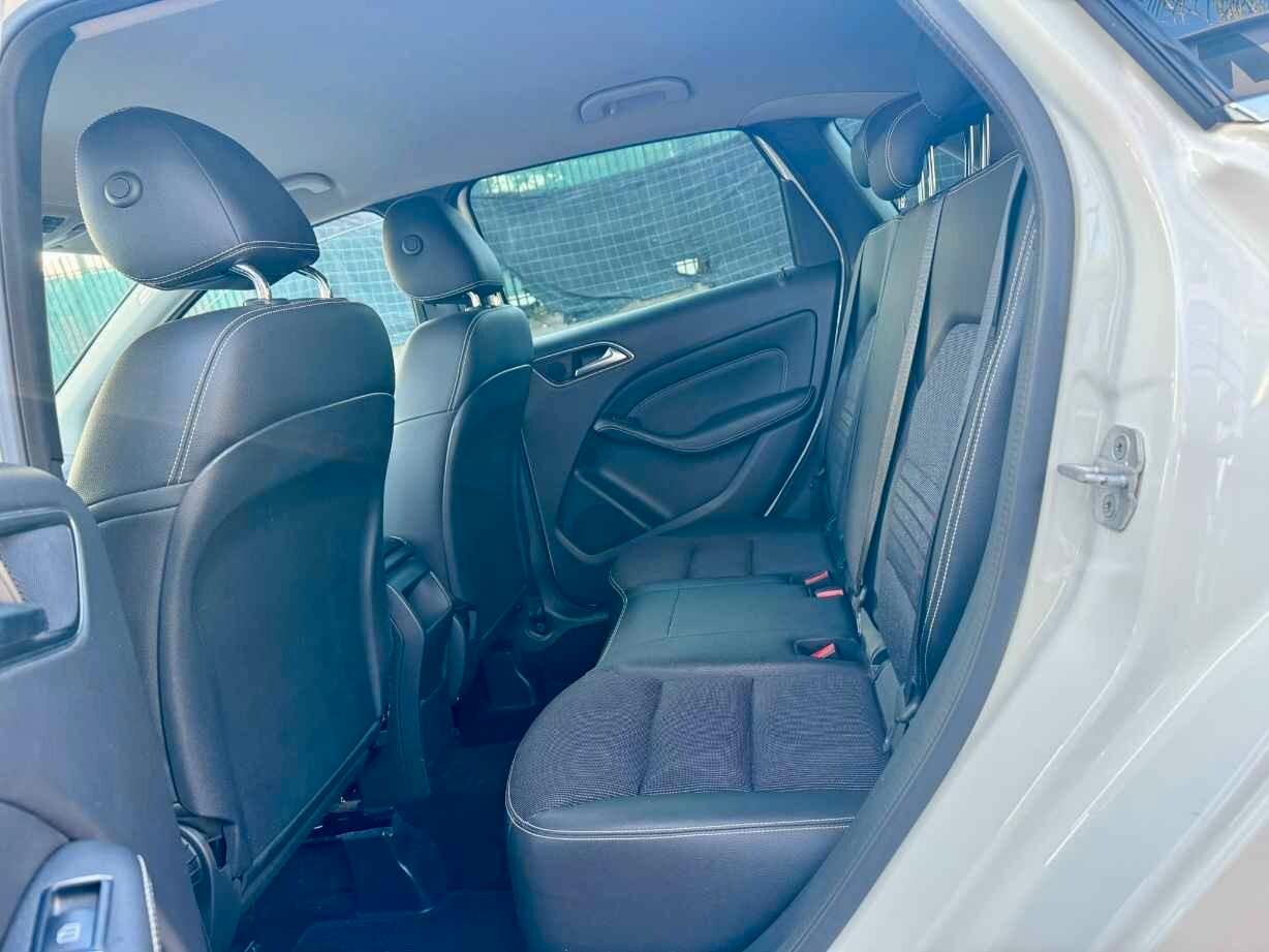 MERCEDES CLASSE B 180 D 1.5 PREMIUM