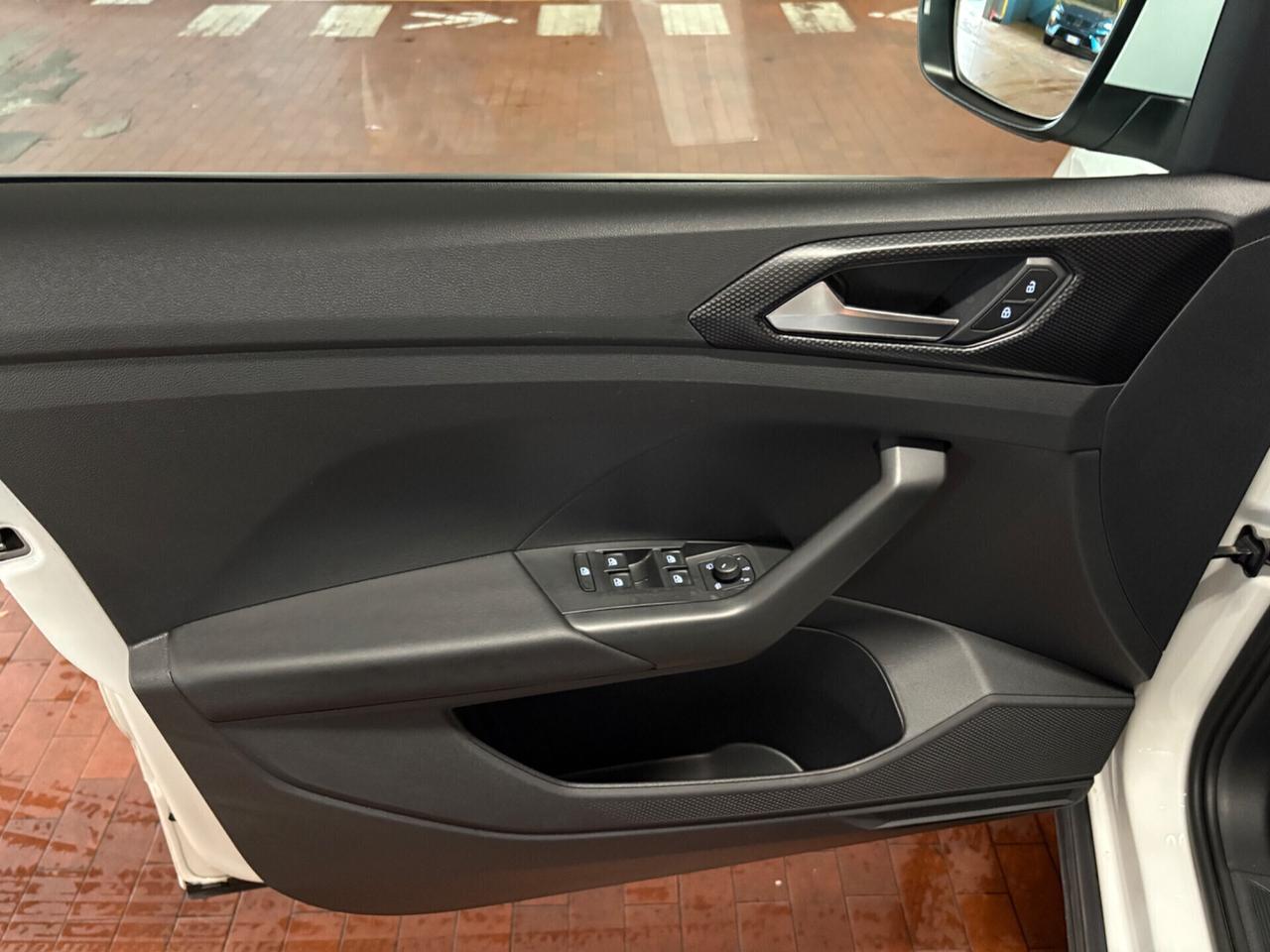 Volkswagen T-Cross 1.0 TSI Sport