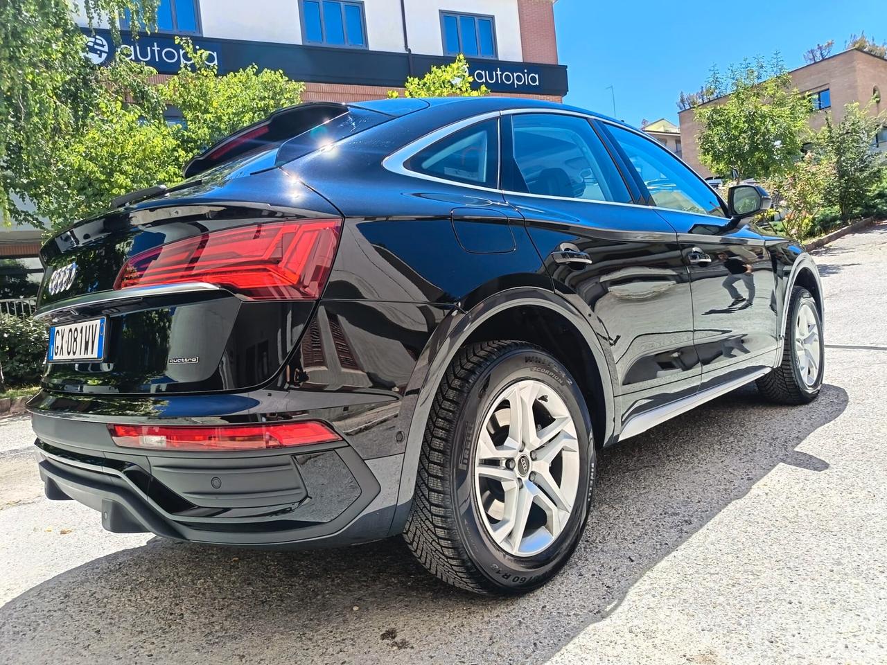 Audi Q5 40 TDI 204 CV quattro S tronic Identity Black