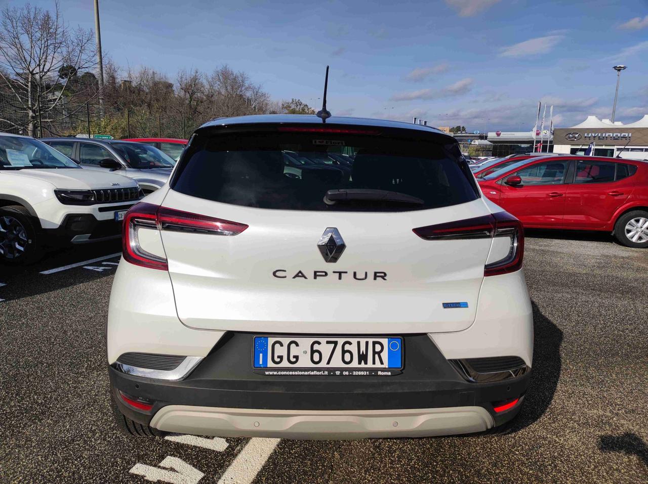 RENAULT Captur II 2019 - Captur 1.6 E-Tech hybrid Intens 145cv auto