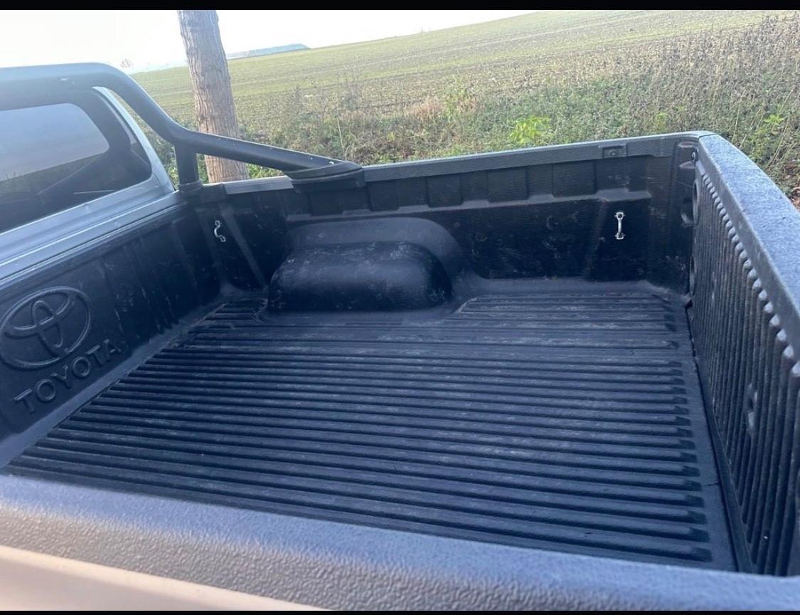 Toyota Hilux 2.4 D-4D 4WD 2 porte Extra Cab Lounge * Cambio 6M