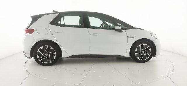 VOLKSWAGEN ID.3 Pro Performance 150KW (340 km di autonomia)