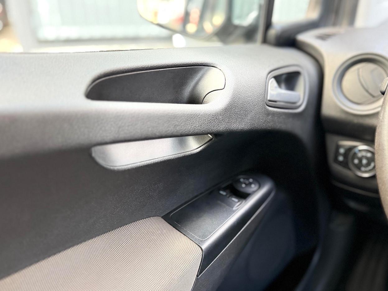 Ford Tourneo Courier 1.5 Diesel 75CV E6 Neo - 2018