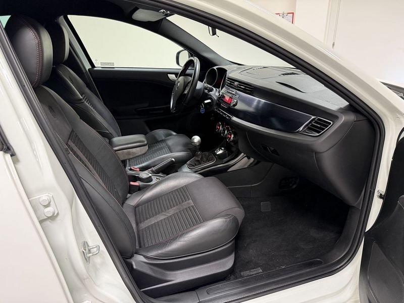 Alfa Romeo Giulietta Giulietta 1750 TBi Quadrifoglio Verde