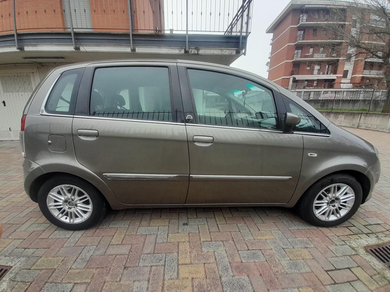 Lancia MUSA Ecochic gpl