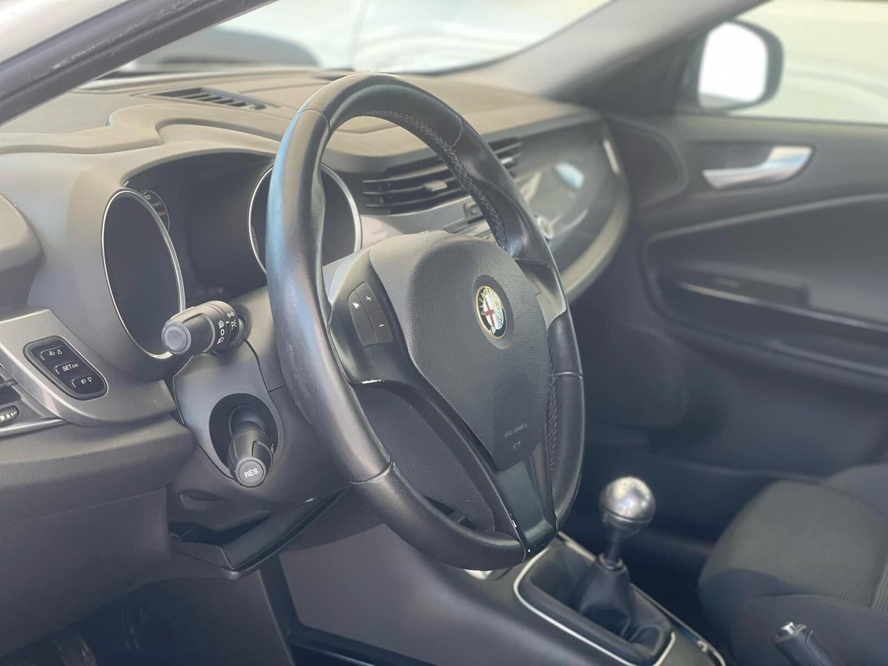 Alfa Romeo Giulietta 1.6 JTDm-2 105 CV Exclusive