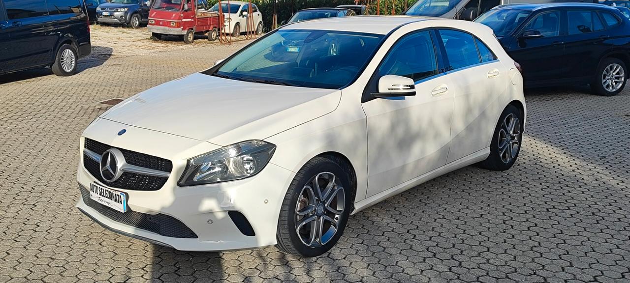 Mercedes-benz A 200 d Automatic Premium
