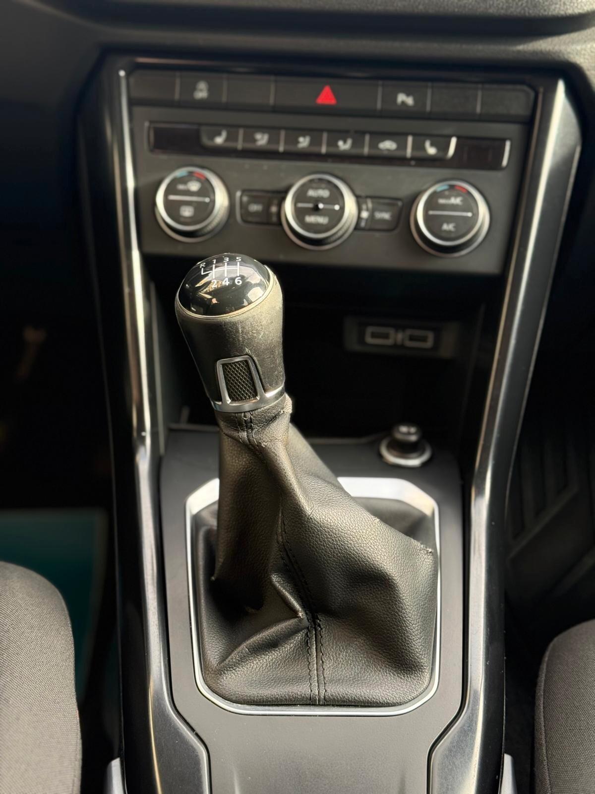 Volkswagen T-Roc 1.6 TDI SCR STYLE BlueMotion