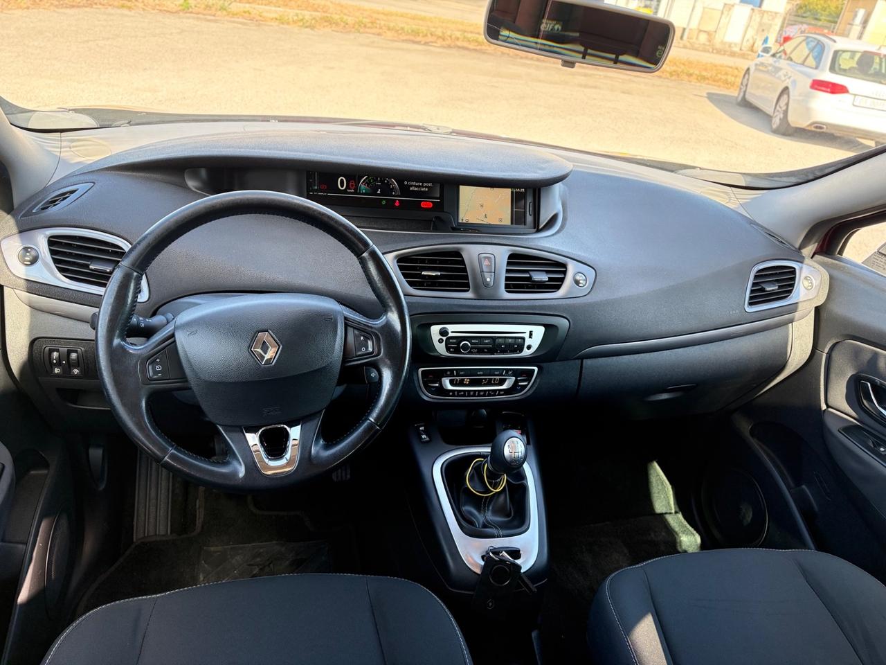 Renault Scenic xmod 1.5 dCi 2015