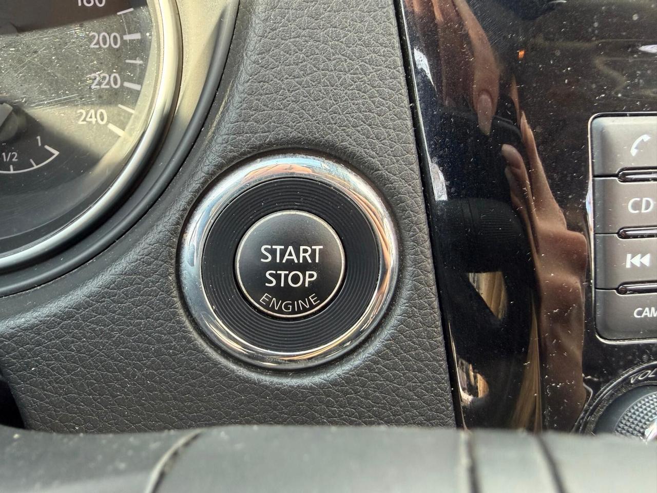 Nissan Qashqai 1.5 dCi Tekna FULL OPTIONAL