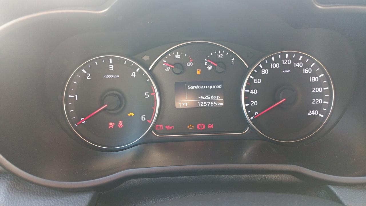Kia Carens 1.7 CRDi 115 CV Cool