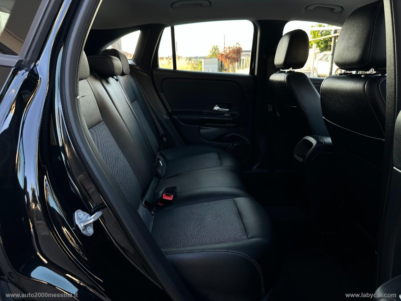 MERCEDES-BENZ GLA 200 d Automatic Business Extra