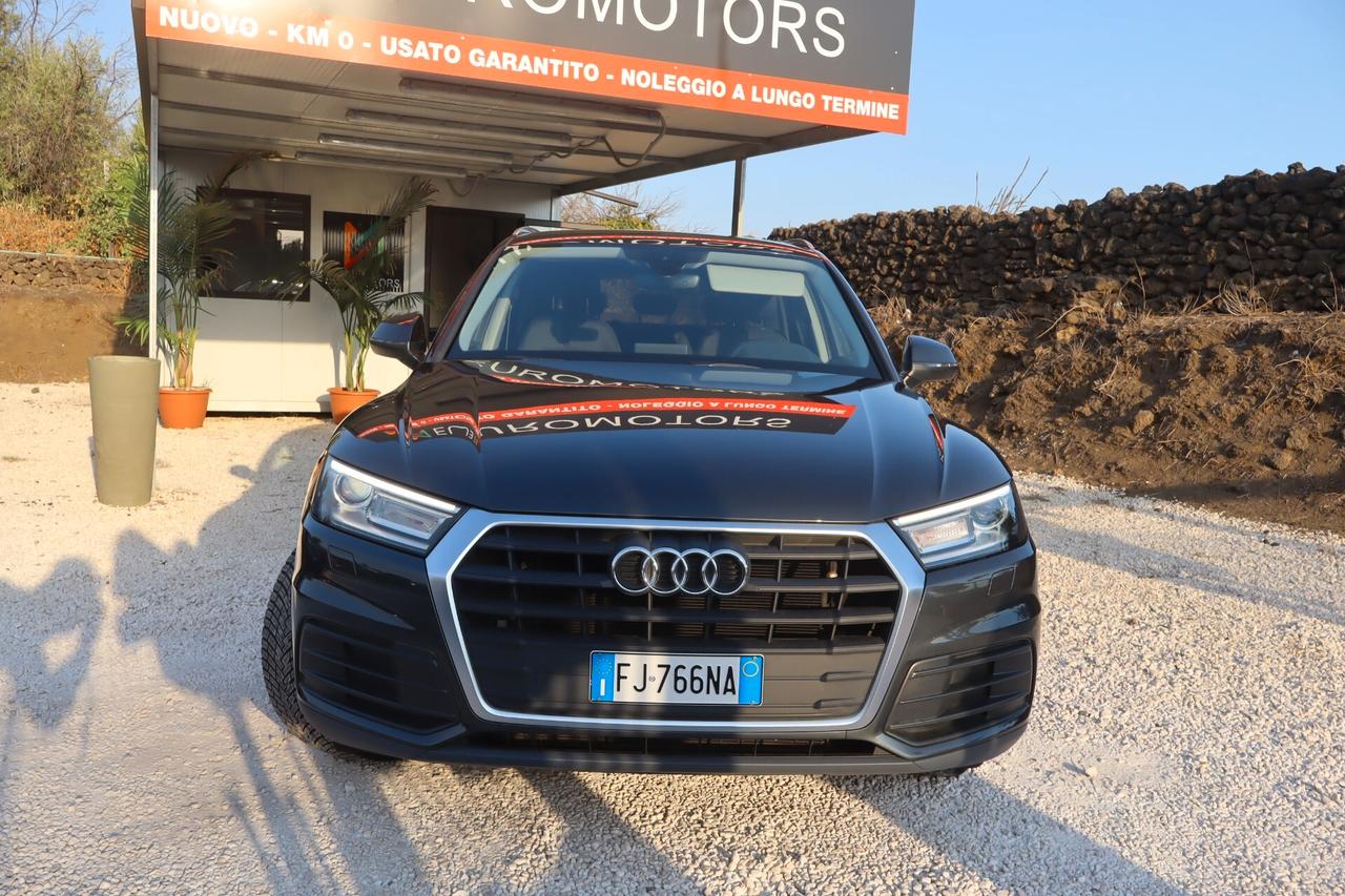 Audi Q5 2.0 TDI Tua A SOLI 216€