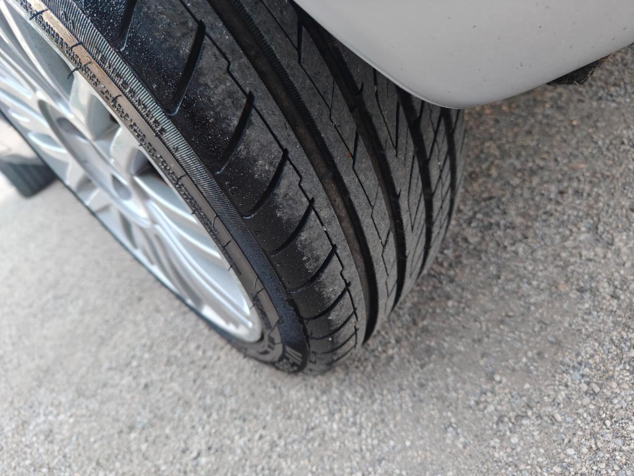 Lancia Ypsilon 1.2 New Oro GPL