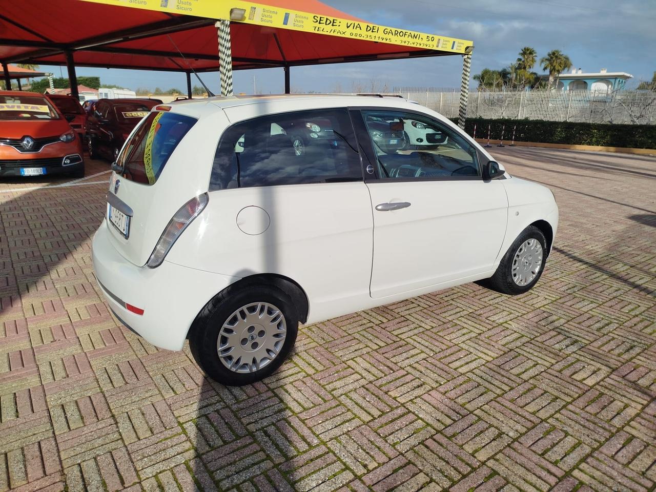 Lancia Ypsilon 1.4 Oro Ecochic GPL