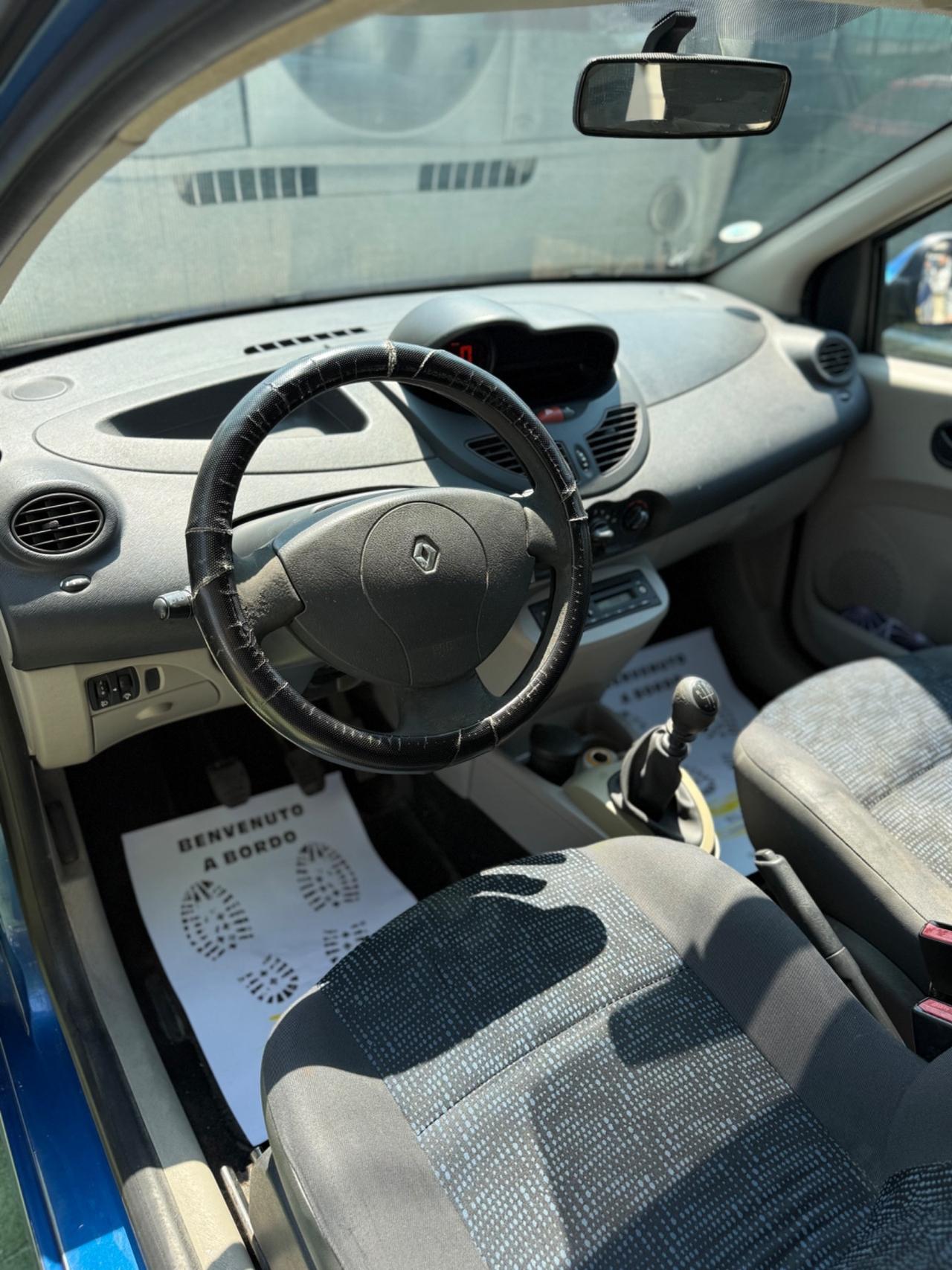 Renault TWINGO 1.2 16V LEV BENZINA NEOPATENTATI