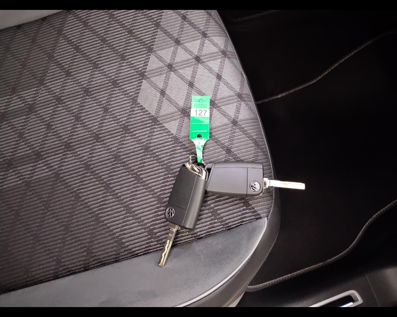 VOLKSWAGEN Tiguan II 2021 - Tiguan 2.0 tdi R-Line 150cv dsg