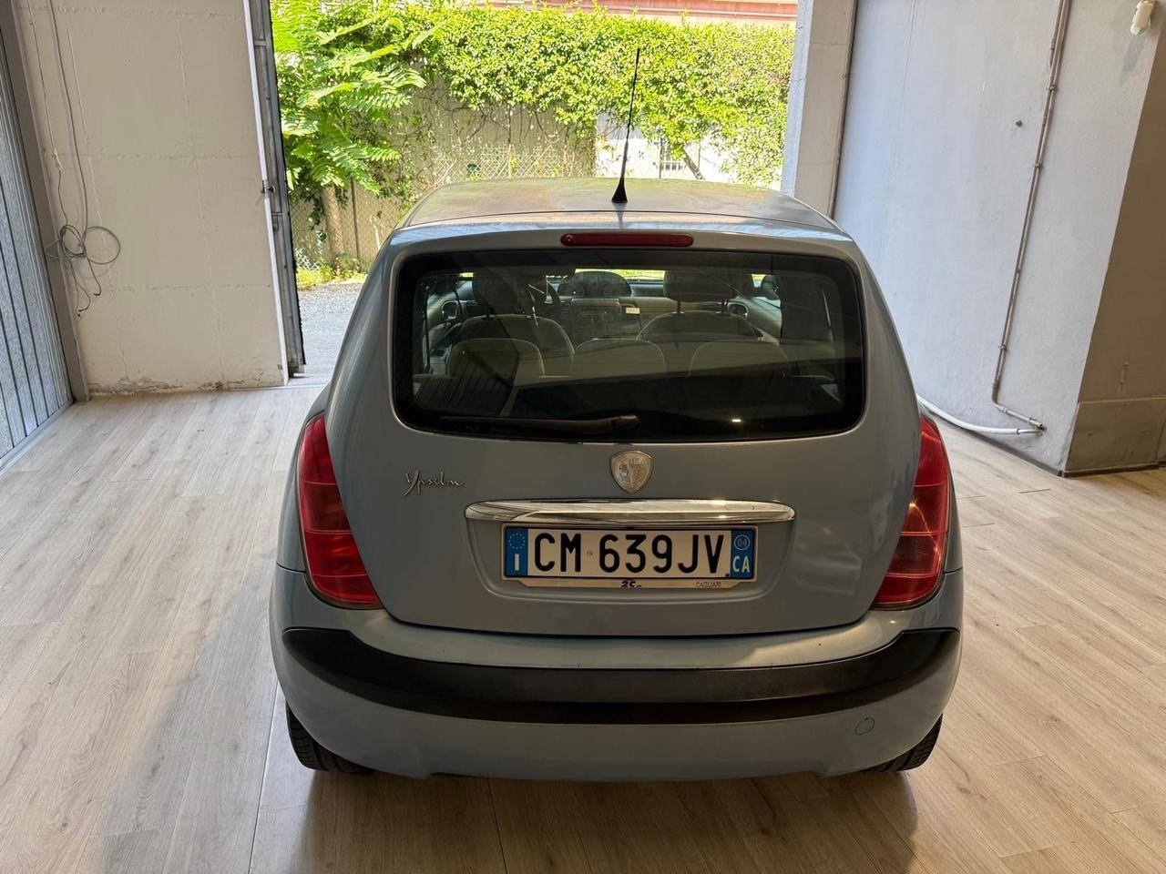 Lancia Ypsilon 1.2 benzina