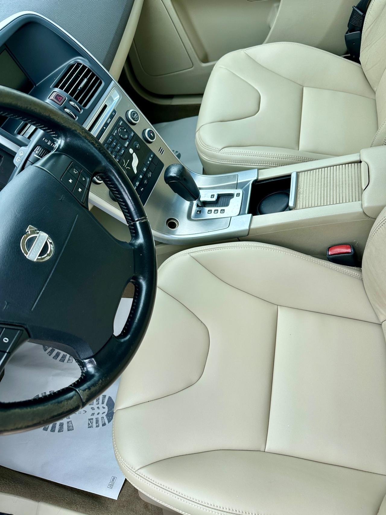 Volvo XC 60 XC60 2.4 D 163 CV AWD Geartronic Summum