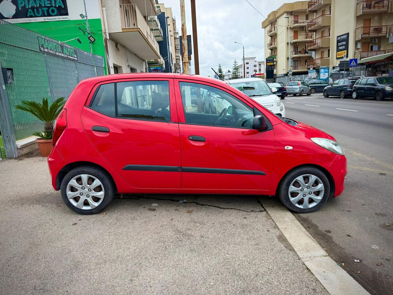 Hyundai i10 1.1 BENZINA - ANNO 2012