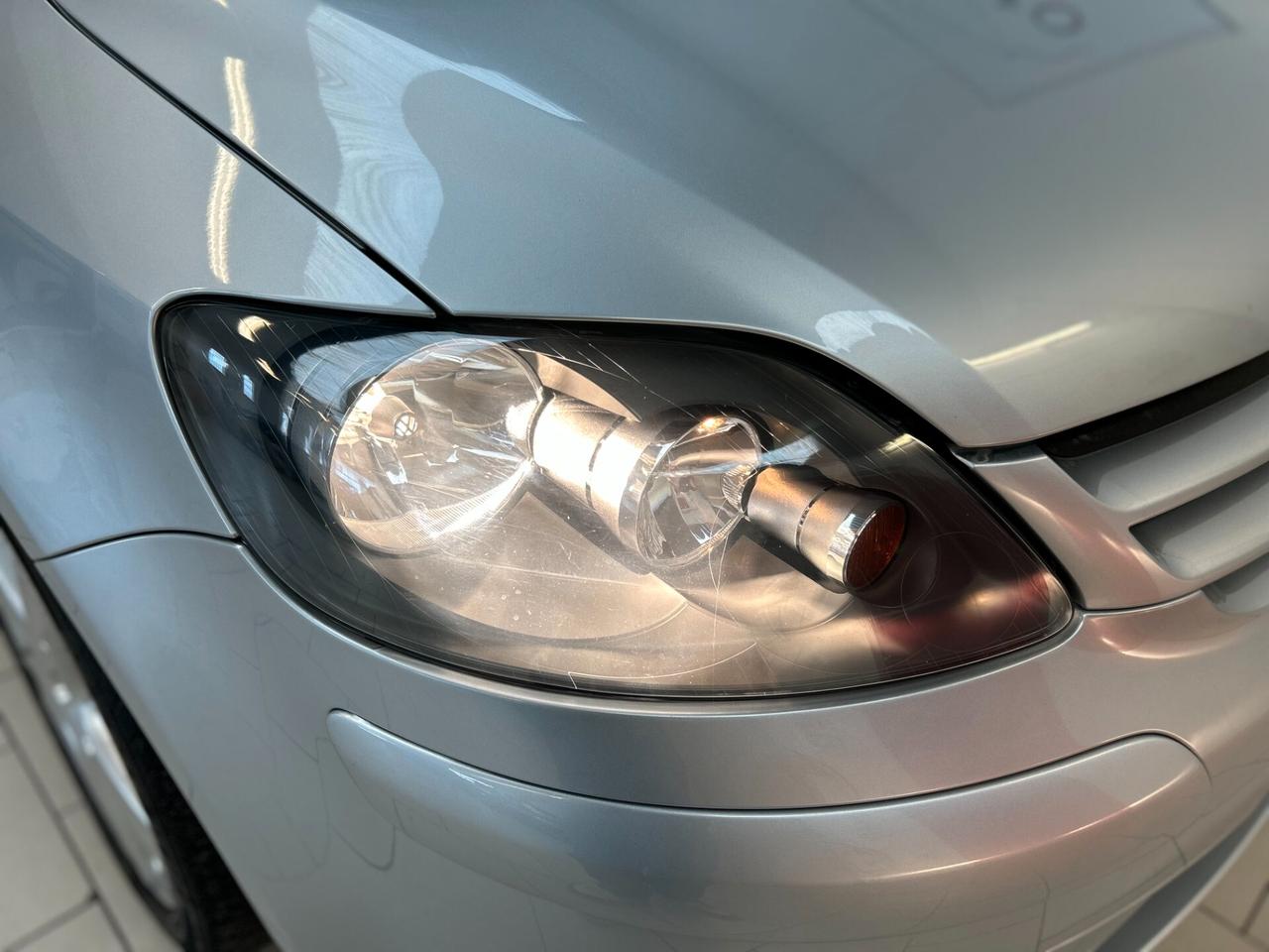 Volkswagen Golf Plus Comfortline 1.6-Ok Neopatent-Dettagli in Bio