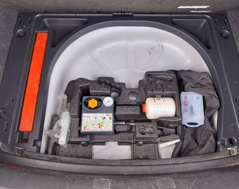 Volvo V40 II 2012 2.0 D2 Kinetic my18