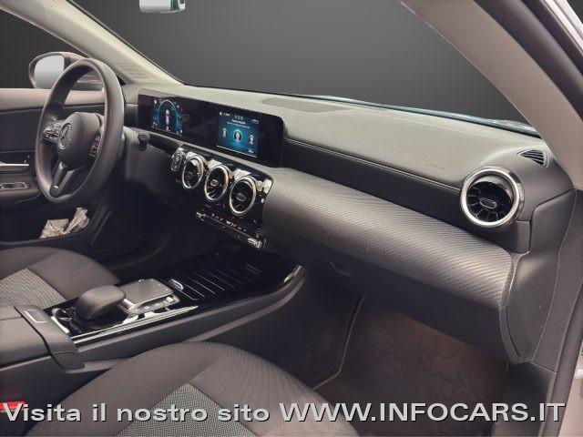 MERCEDES-BENZ CLA 200 d 150 CV Shooting Brake Autom. Executive - PROMO