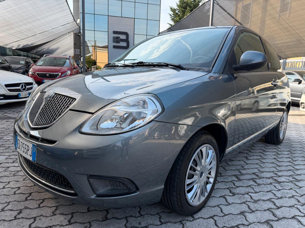 Lancia Ypsilon 3 Porte Ypsilon 1.2 8v Elle 69cv