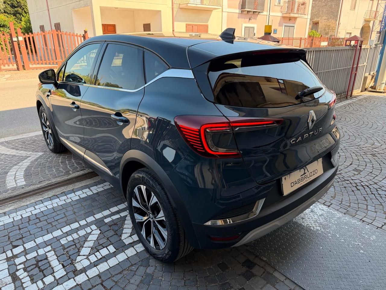 Renault Captur 1.0 GPL DI SERIE 100cv Techno