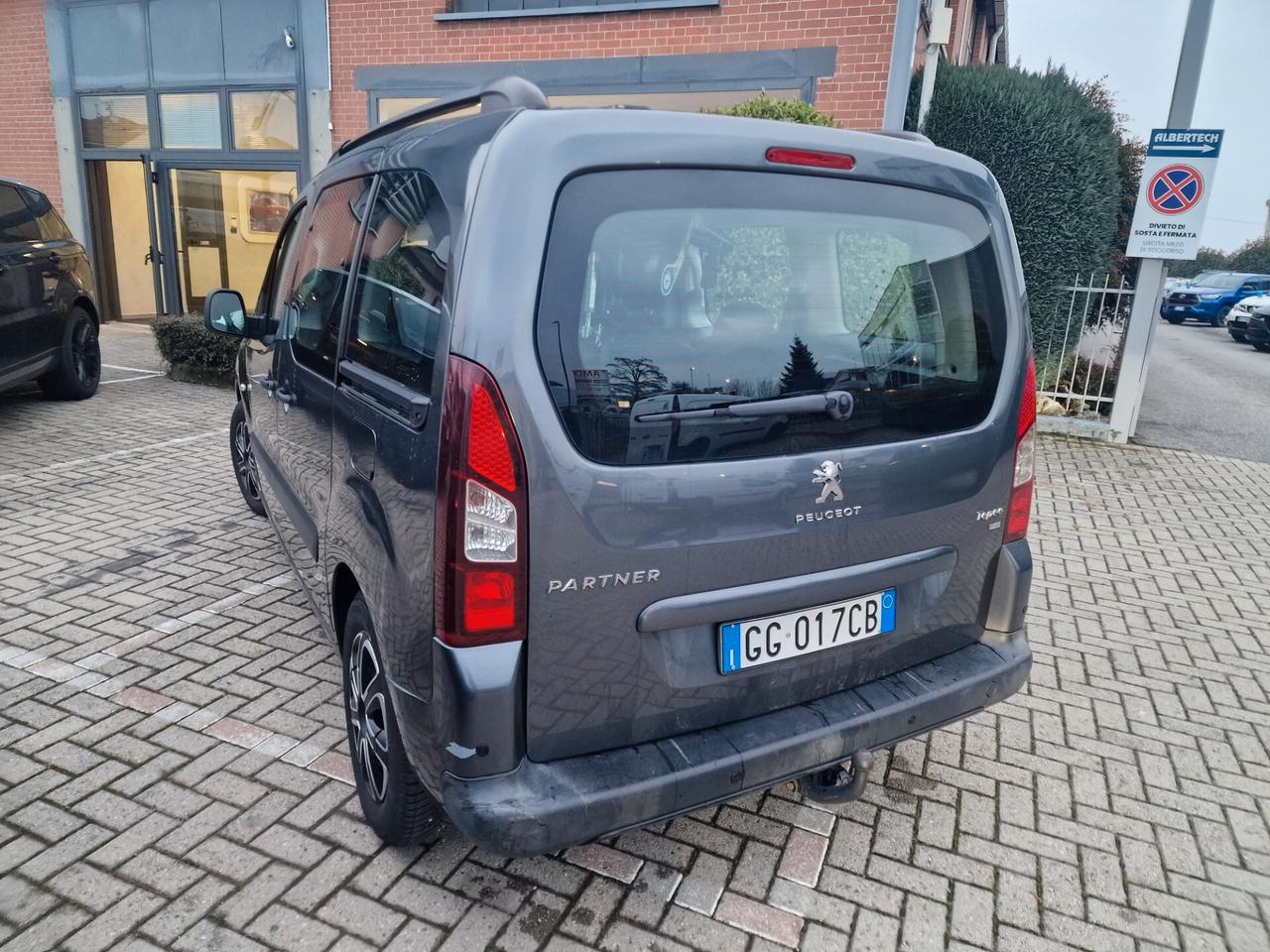 Peugeot Partner Tepee 1.6 HDi 115CV Outdoor