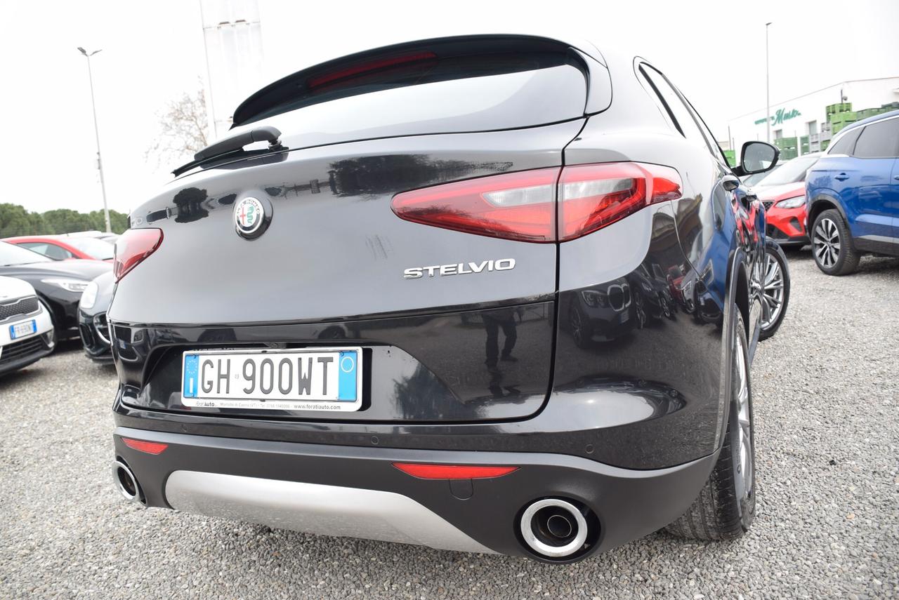 Alfa Romeo Stelvio 2.2TD AT8 Q4 AUTOCARRO 5 POSTI IVA DETRAIBILE-NAVI-SENSORI-CAM-ADAS-CRUISE-BT