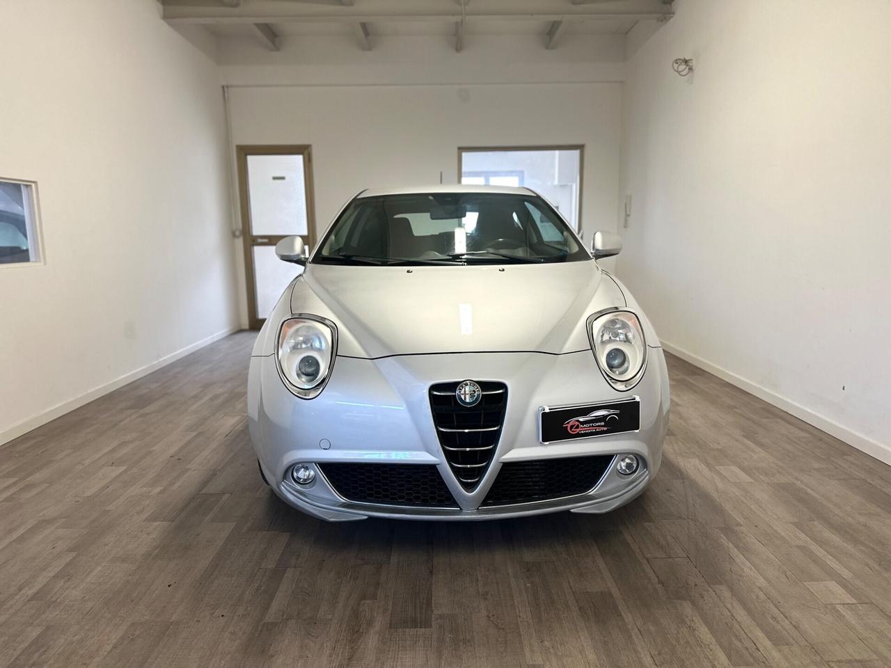 Alfa Romeo MiTo 1.6 JTDm-2 S&S Distinctive Sport Pack NEOPATENTATI