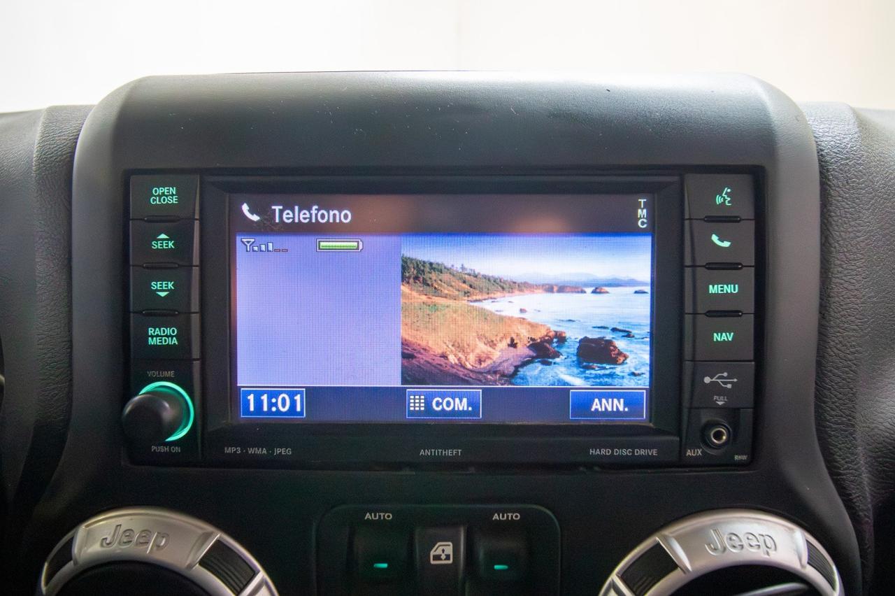 Jeep Wrangler 2.8 Crd Sahara Auto 200cv 4x4 Hard Top - Soft Top