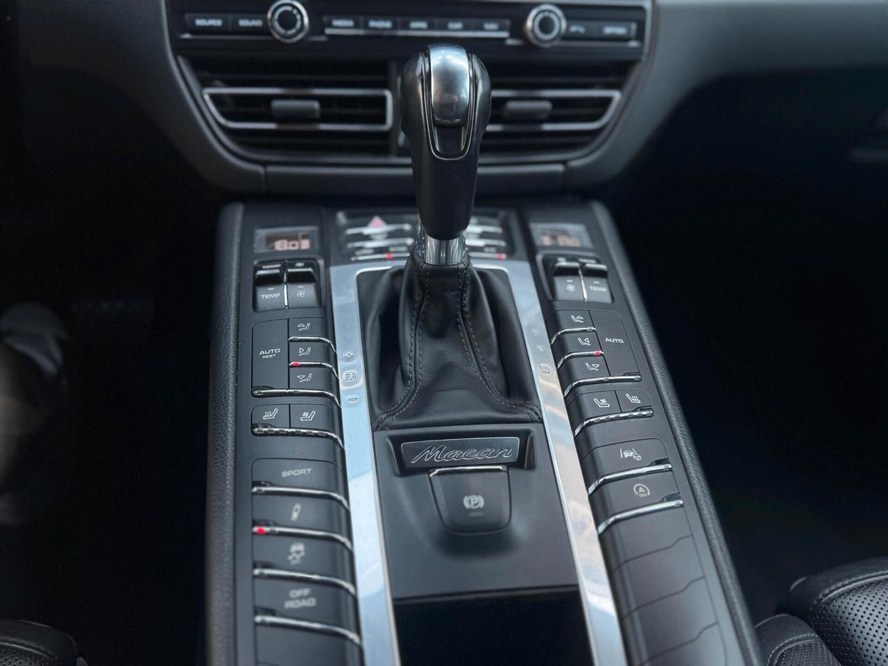 Porsche Macan 2.0 245CV
