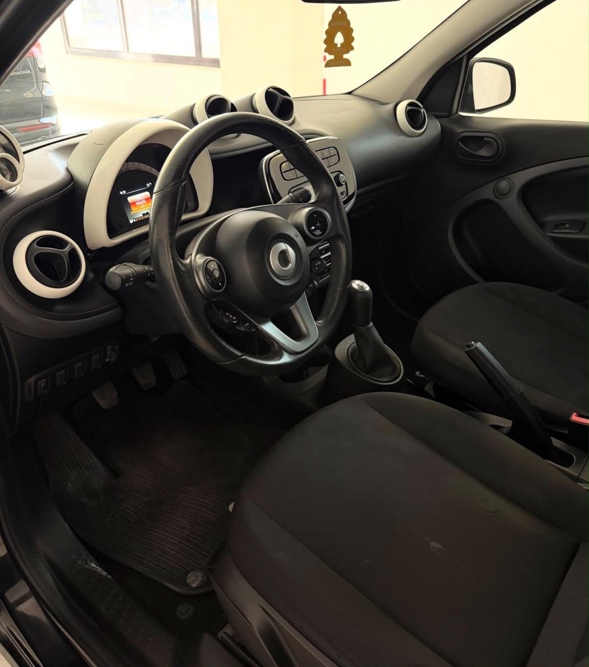 Smart ForFour 70 1.0 Youngster