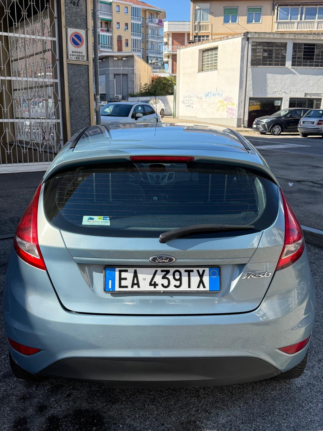 Ford Fiesta 1.4 5 porte Bz.- GPL Titanium