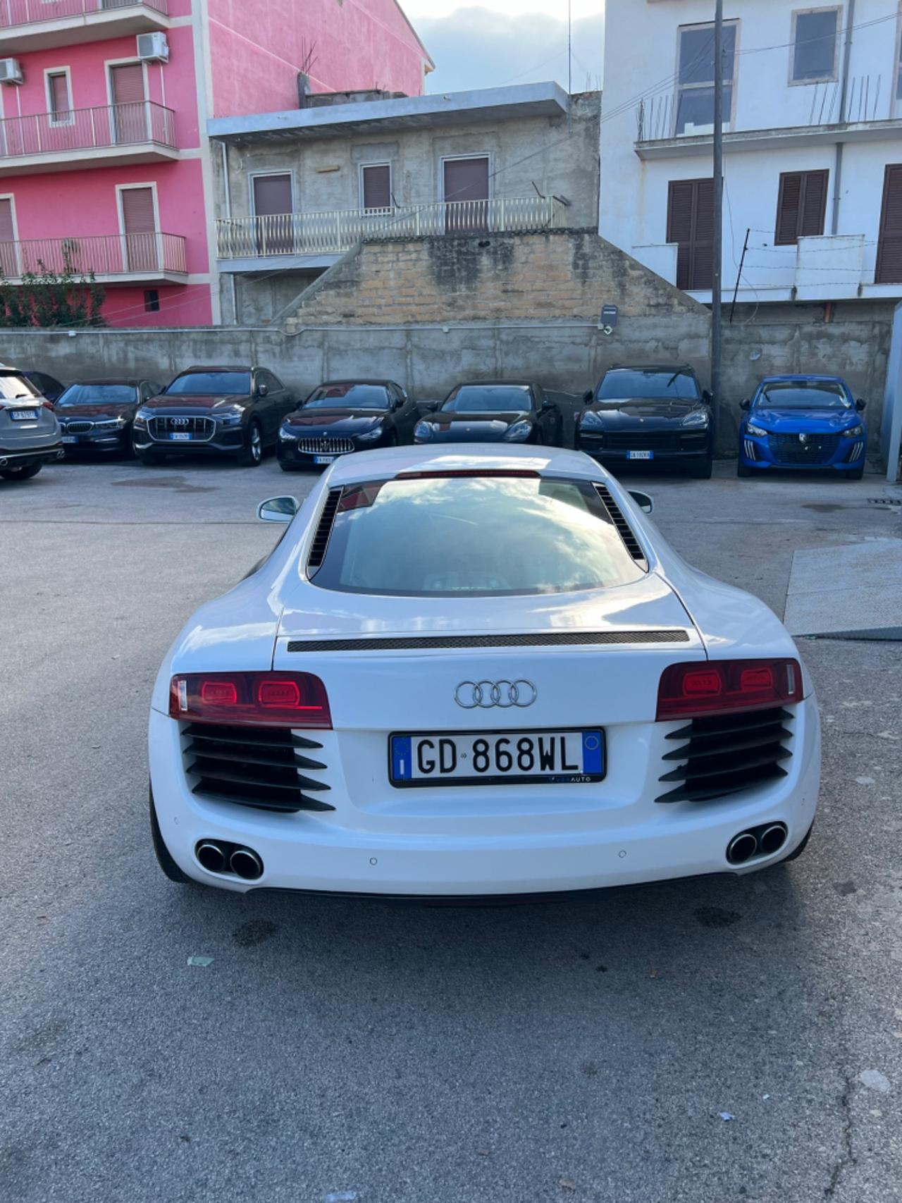 Audi R8 4.2 V8 FSI quattro R tronic - anno 2007 - km 105.000