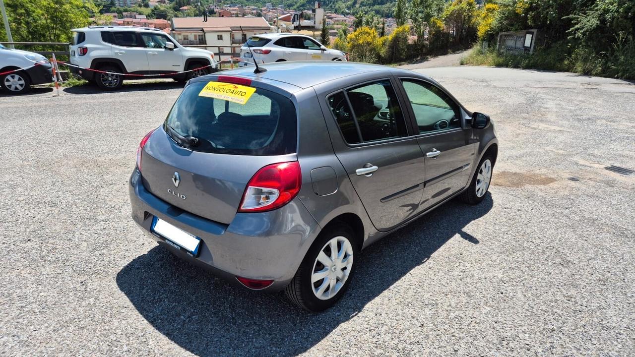 Renault Clio 1.2 16V 5p Dynamique -2011 -Navigatore