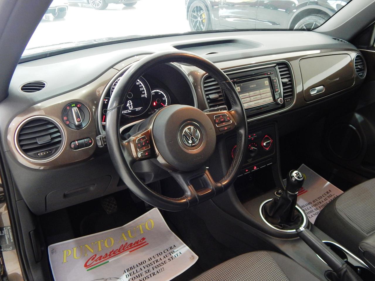 Volkswagen Maggiolino 1.6 TDI Design 105cv TETTO APRIBILE-XENON-LED