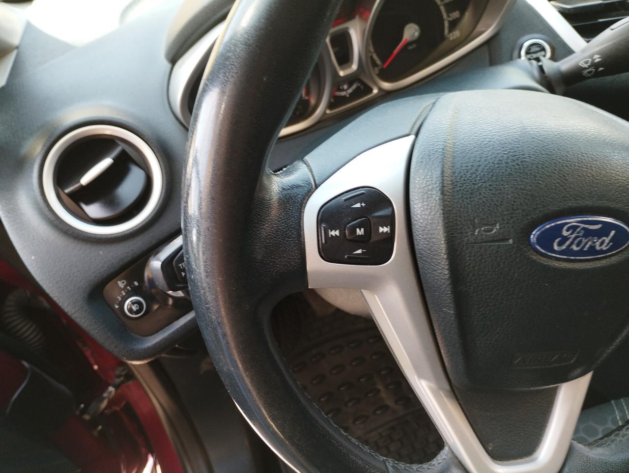 Ford Fiesta 1.6 TDCi 95 CV 5p. Titanium