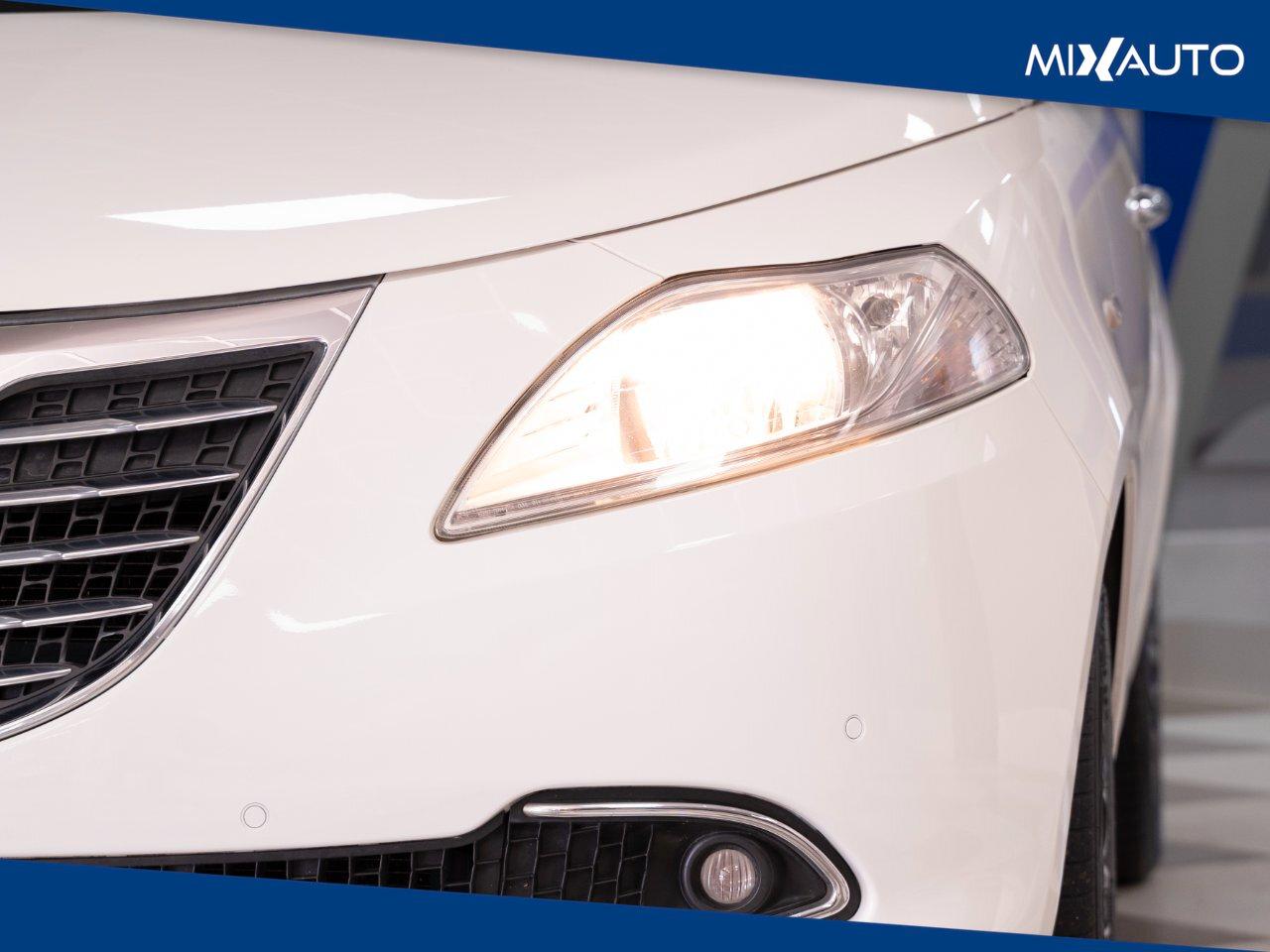 Lancia Ypsilon 1.2 Gold 30th 69CV EU6
